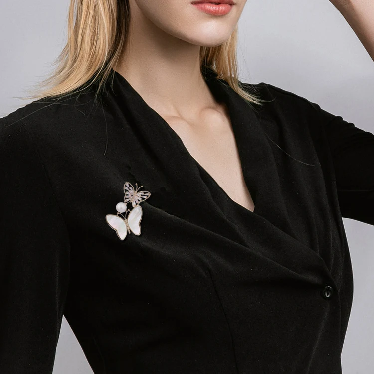 Broche