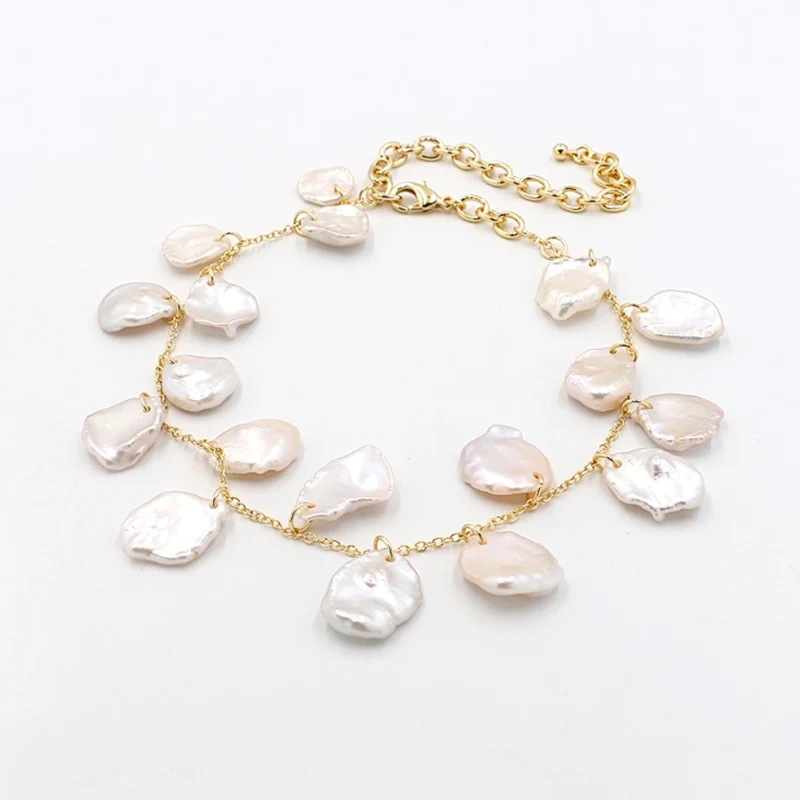 Collier de perles baroques rétro et classique